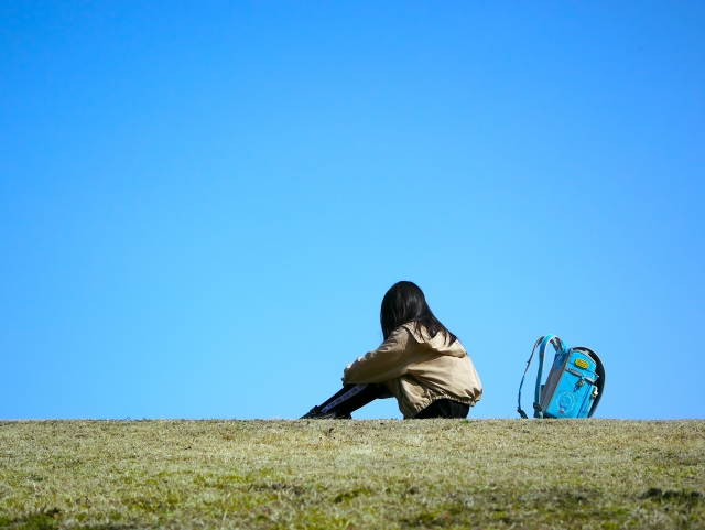 デメリット② 一人で勉強する時間が増え、孤独になりやすい